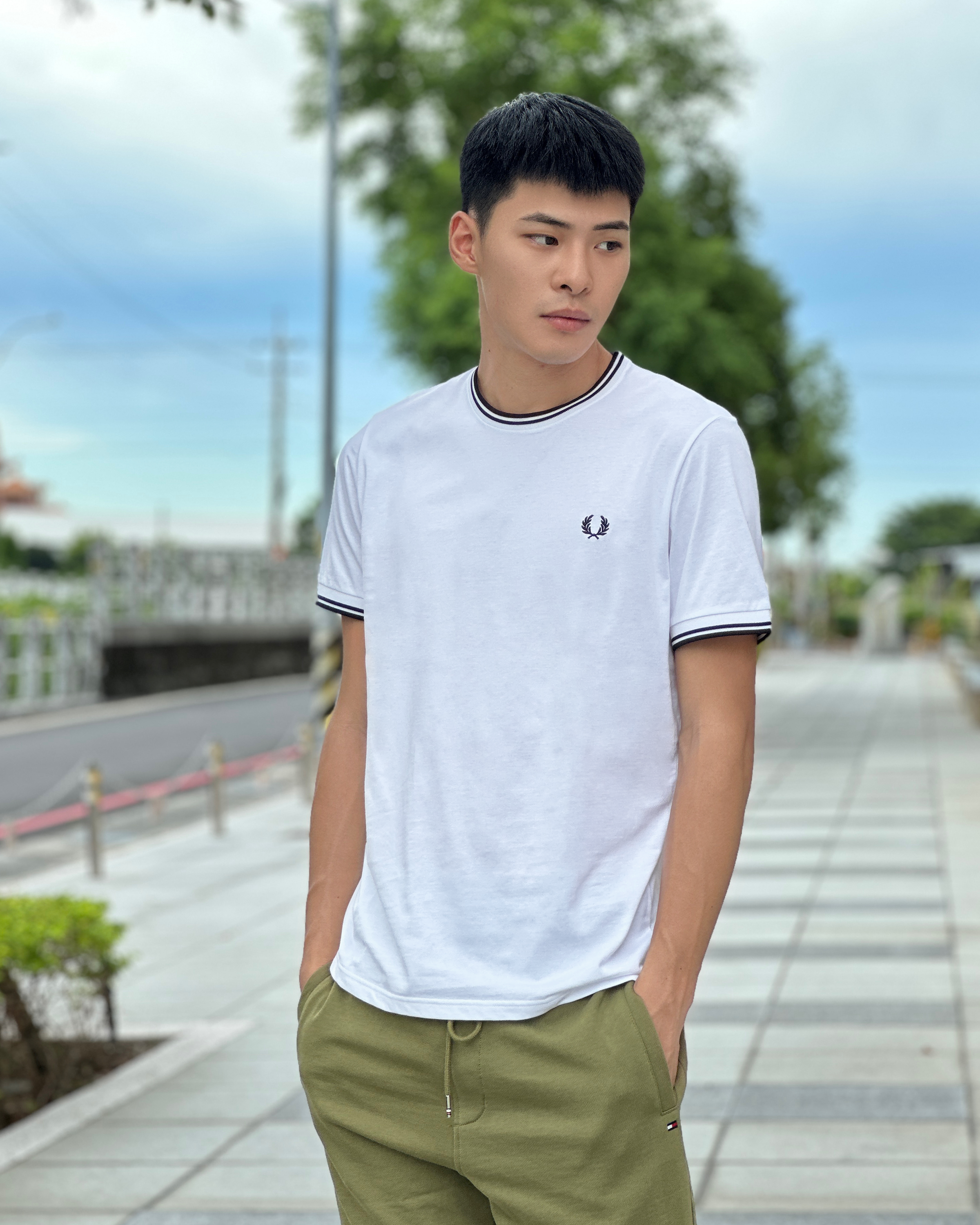 Fred Perry 桂冠 滾邊 短袖上衣 短T