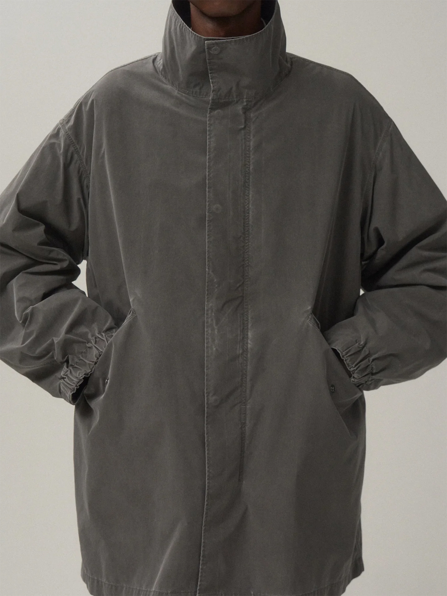 ATON Pigment Air Weather Short Mods Coat Sumi