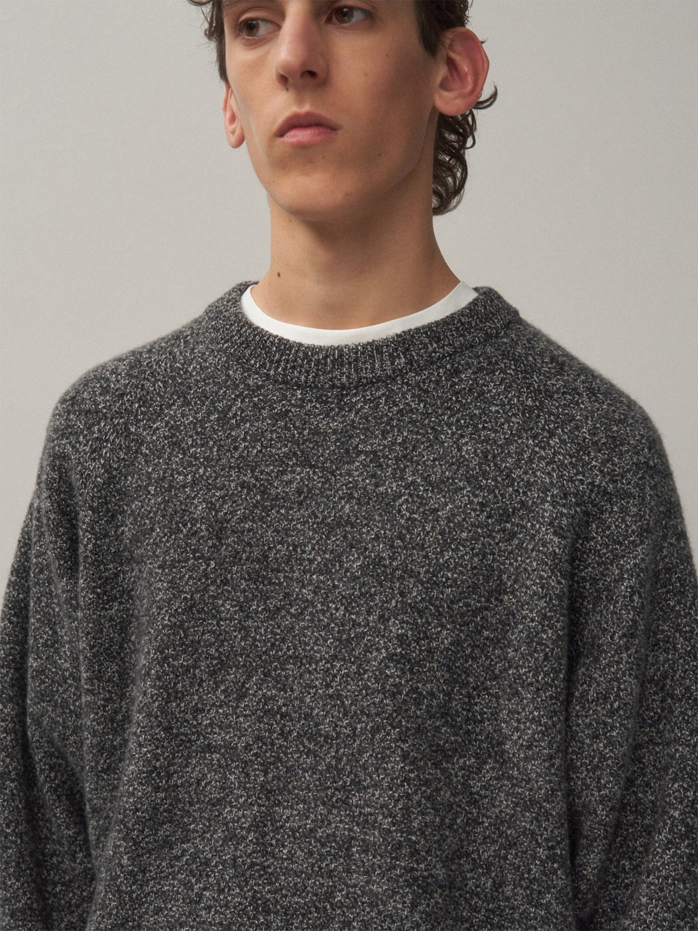 ATON Lambs Wool Crewneck Sweater Charcoal Moku