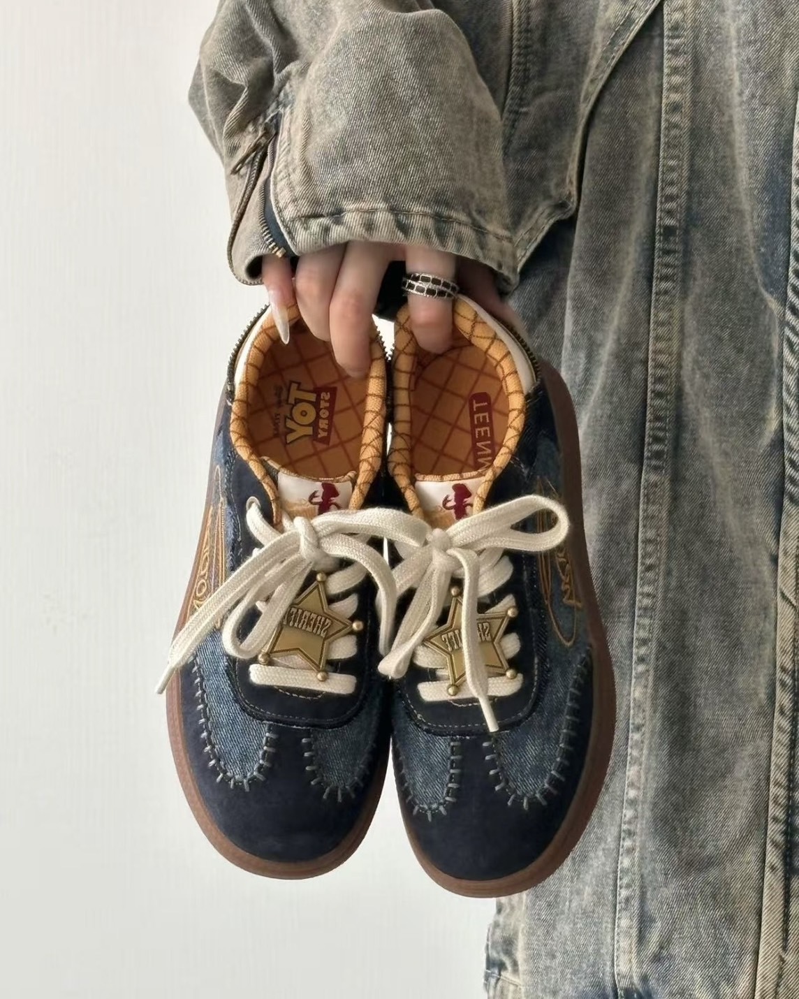 <超Q聯名>DIsney x Teenmix woody 玩具總動員 牛仔 復古 焦糖底 牛仔藍