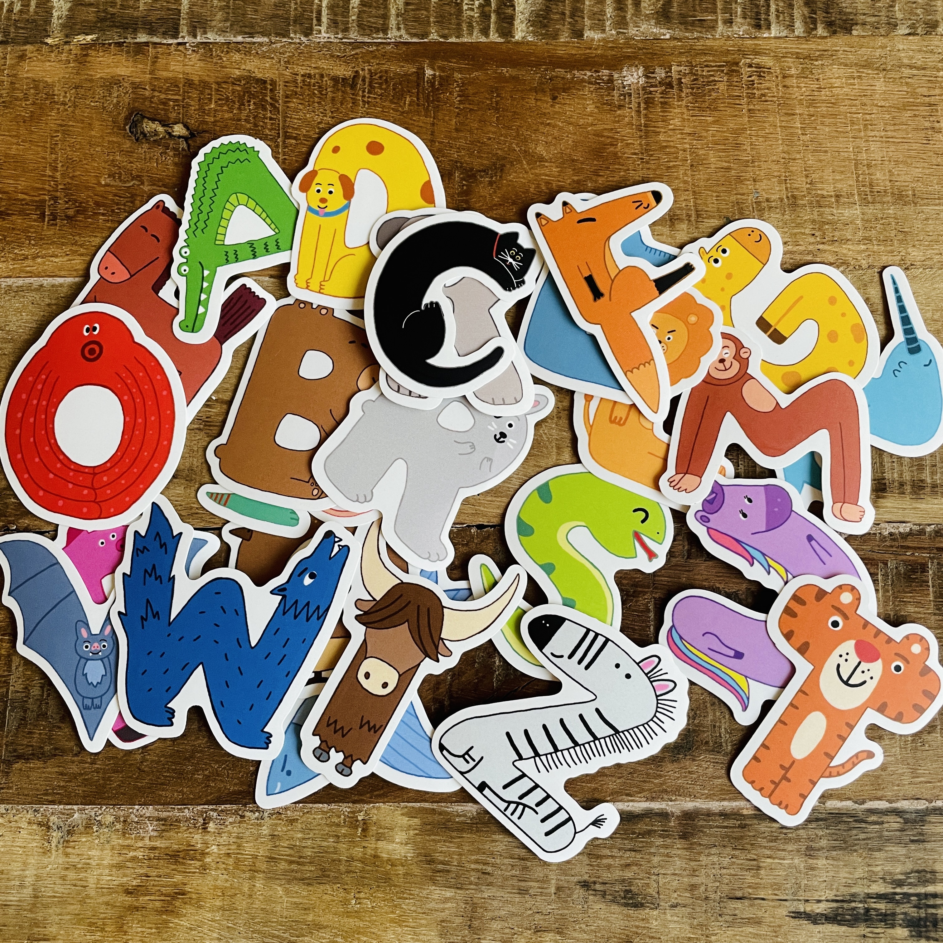 英文字母/貼紙套組/防水貼紙/共26枚不重複