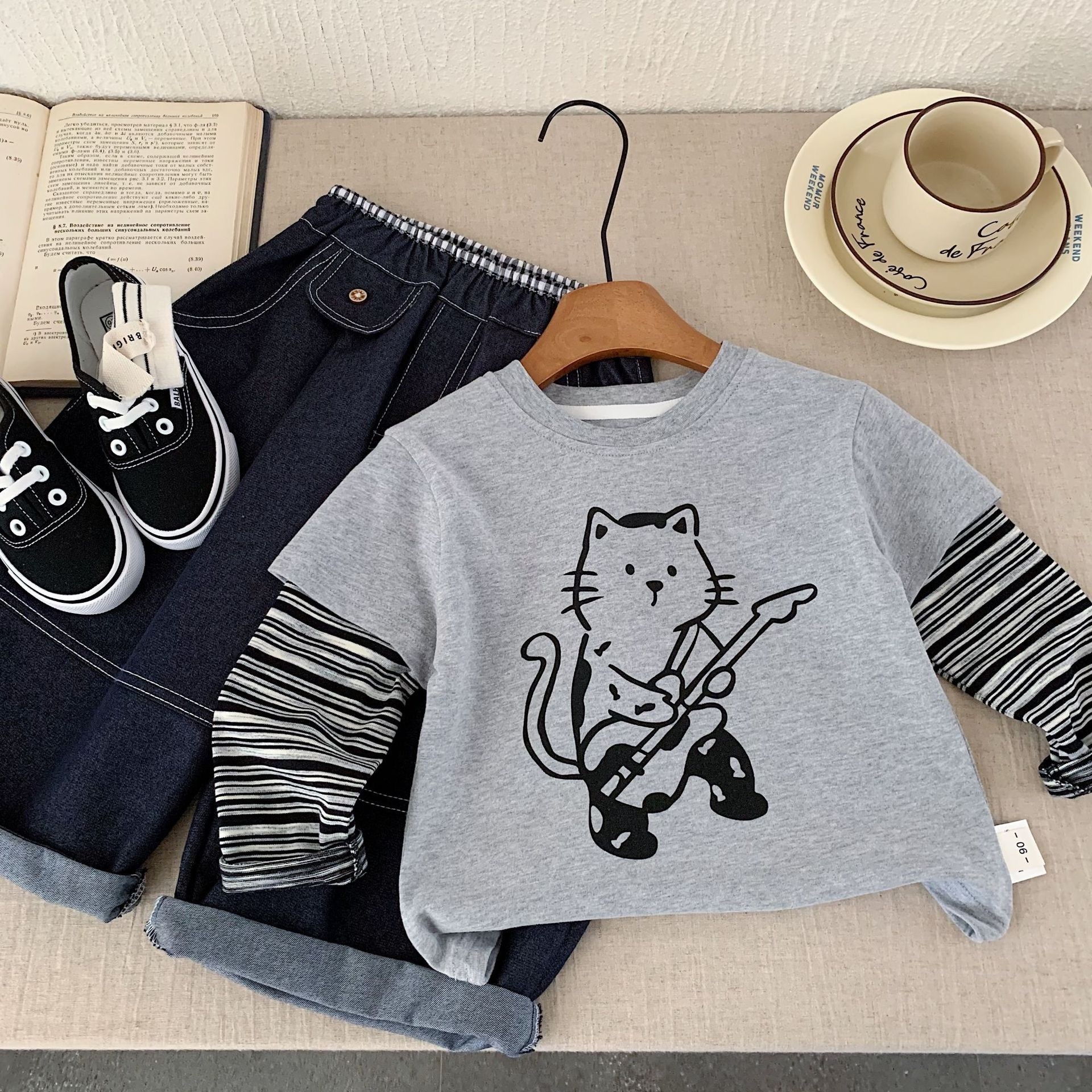 貓咪條紋假兩件上衣