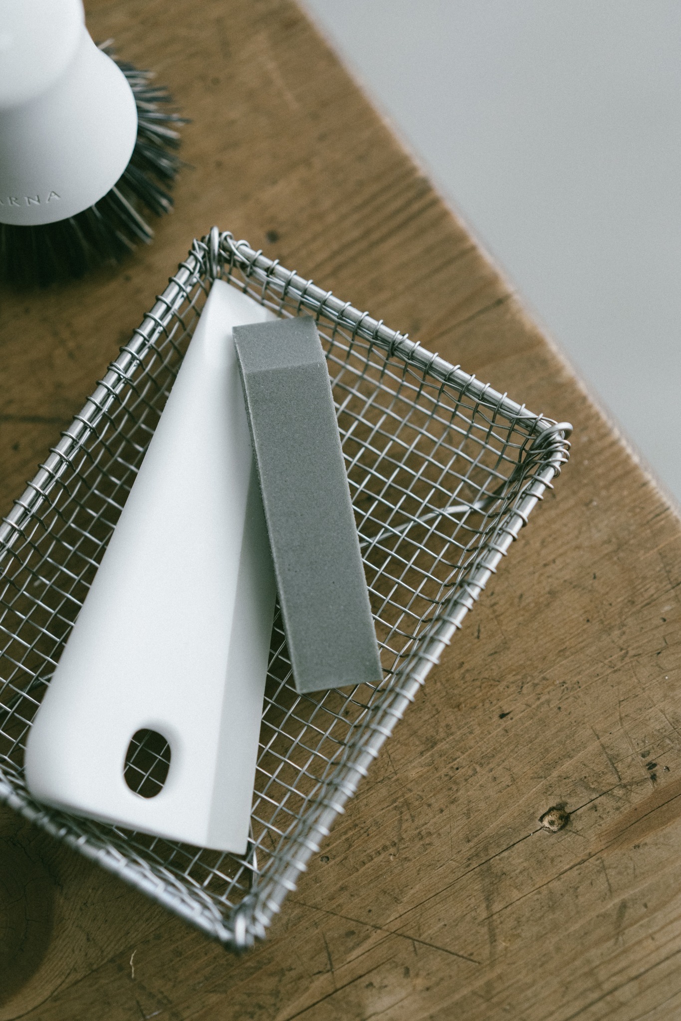 MARNA日本製浴廁水垢髒污研磨橡皮擦洗臉台（馬桶、磁磚縫、廚房水槽、水垢、鐵鏽）