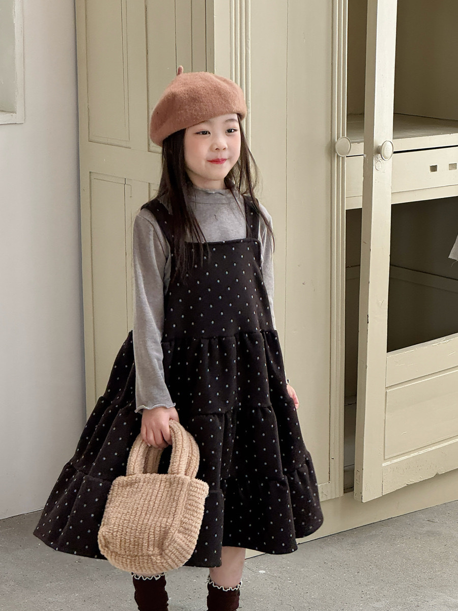 毛呢大裙擺點點吊帶裙