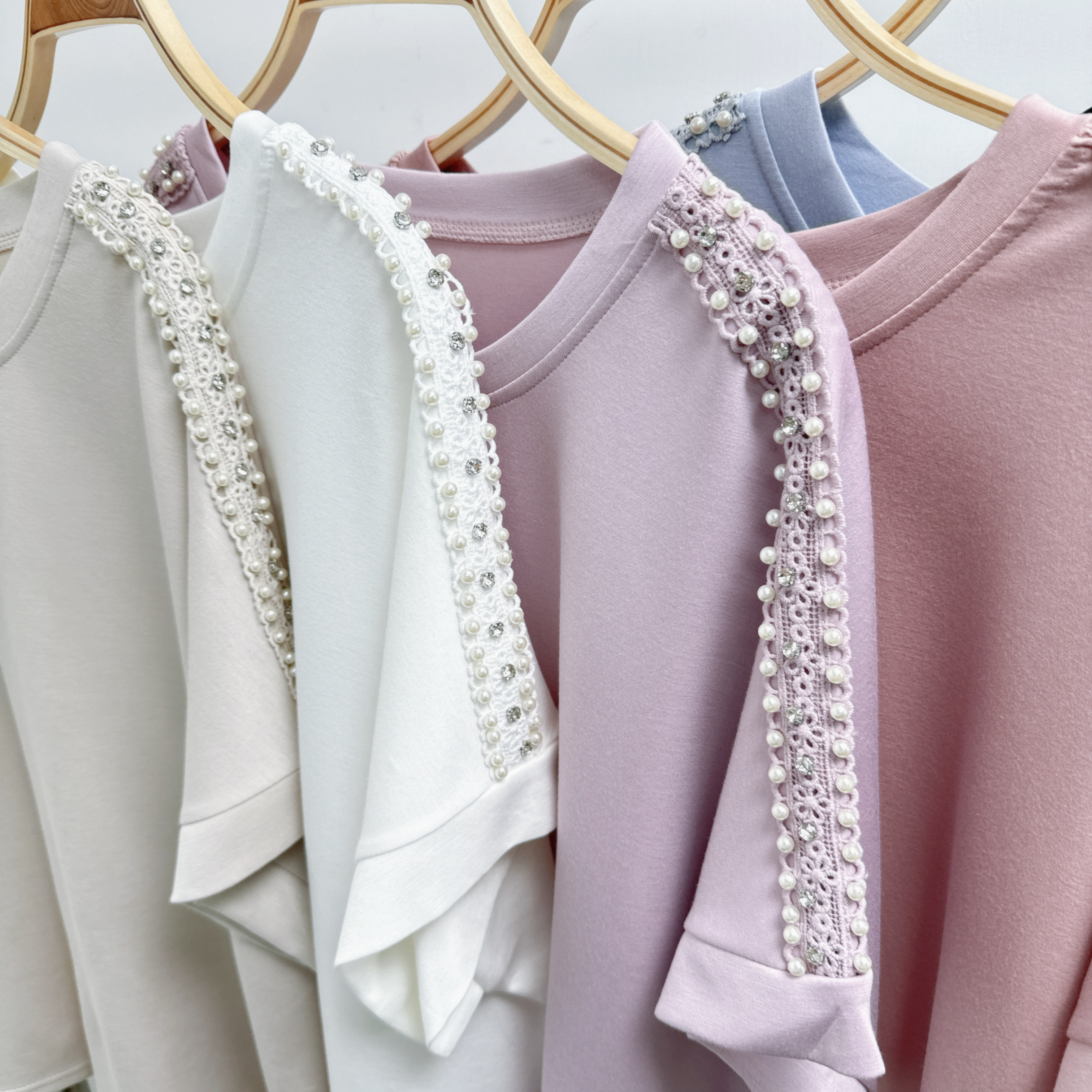 珍珠閃石綉花邊空氣感彈力棉TOP (K44-K49)