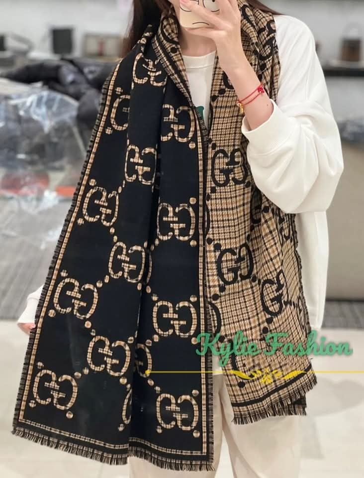 GG 焦糖 併 啡色 羊毛 scarf