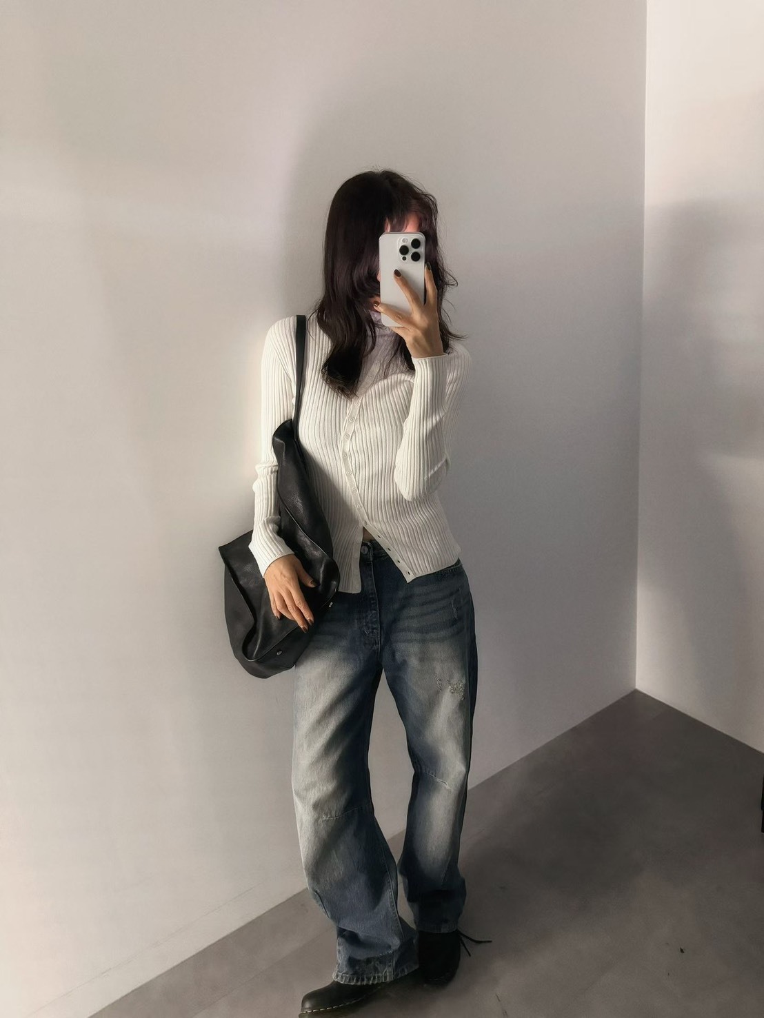 高領彎曲釦內搭上衣