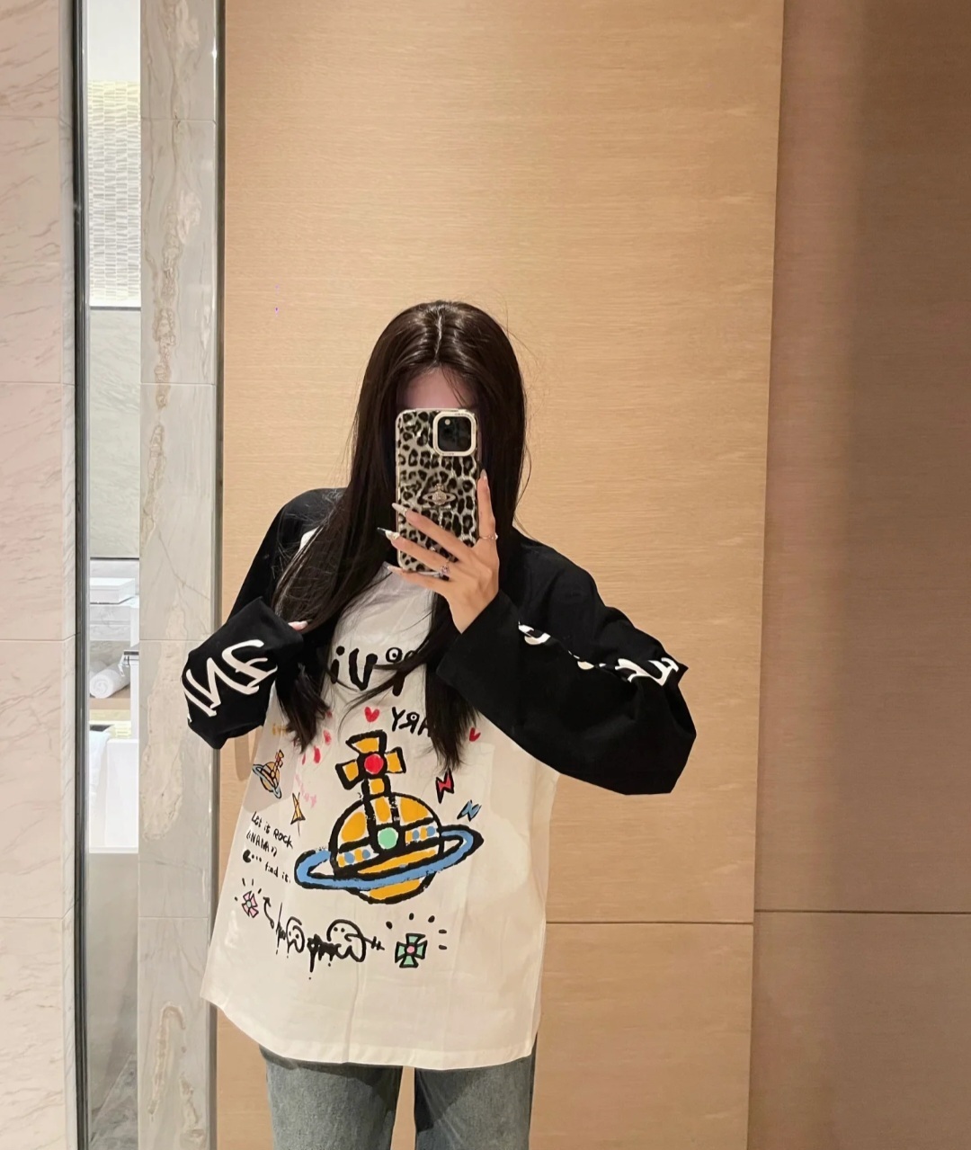 Vivienne Westwood 白色經典圖案 Tee 男女可穿