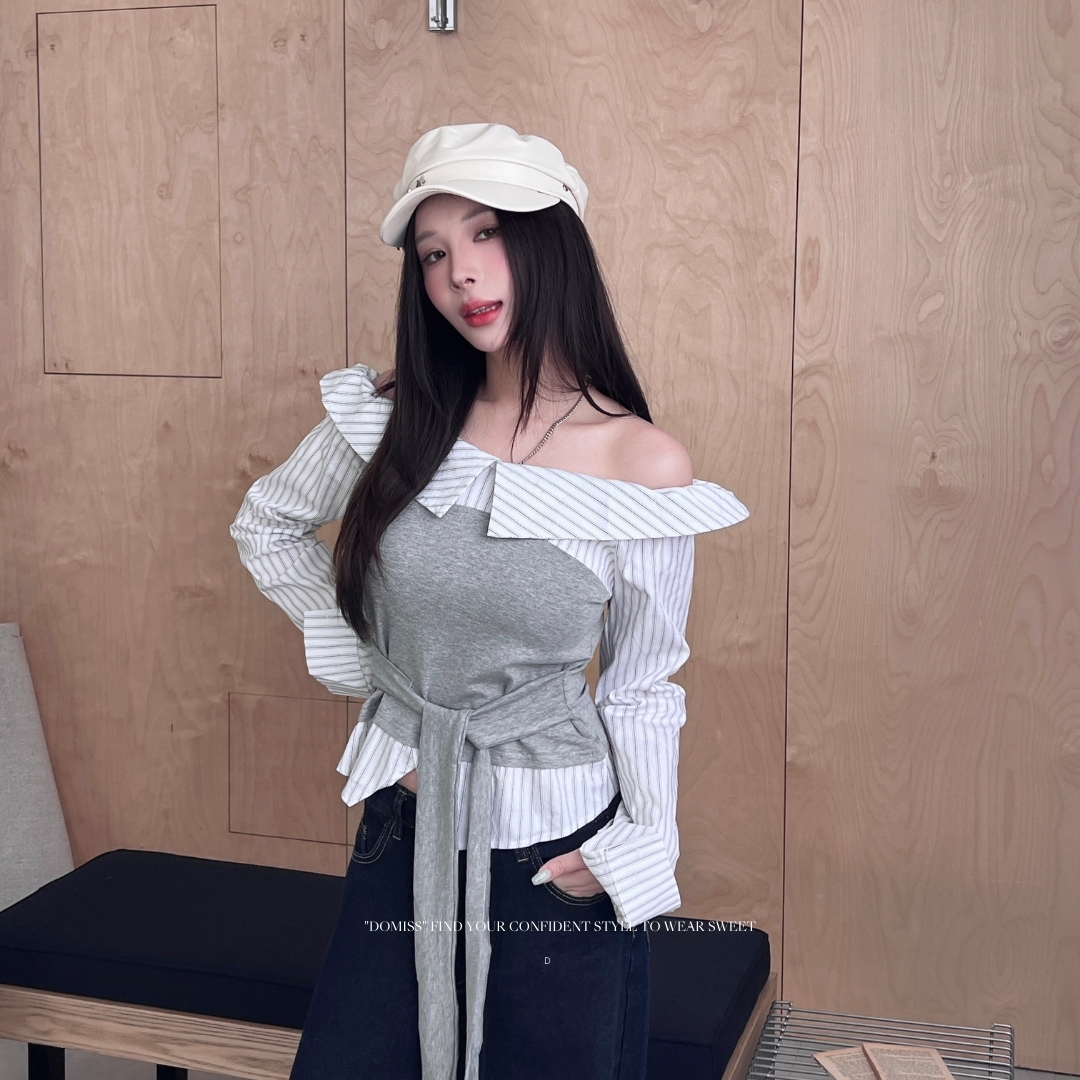 【時尚拼接】DOMISS設計感露肩上衣 假兩件 綁帶 條紋襯衫-2色(現貨)