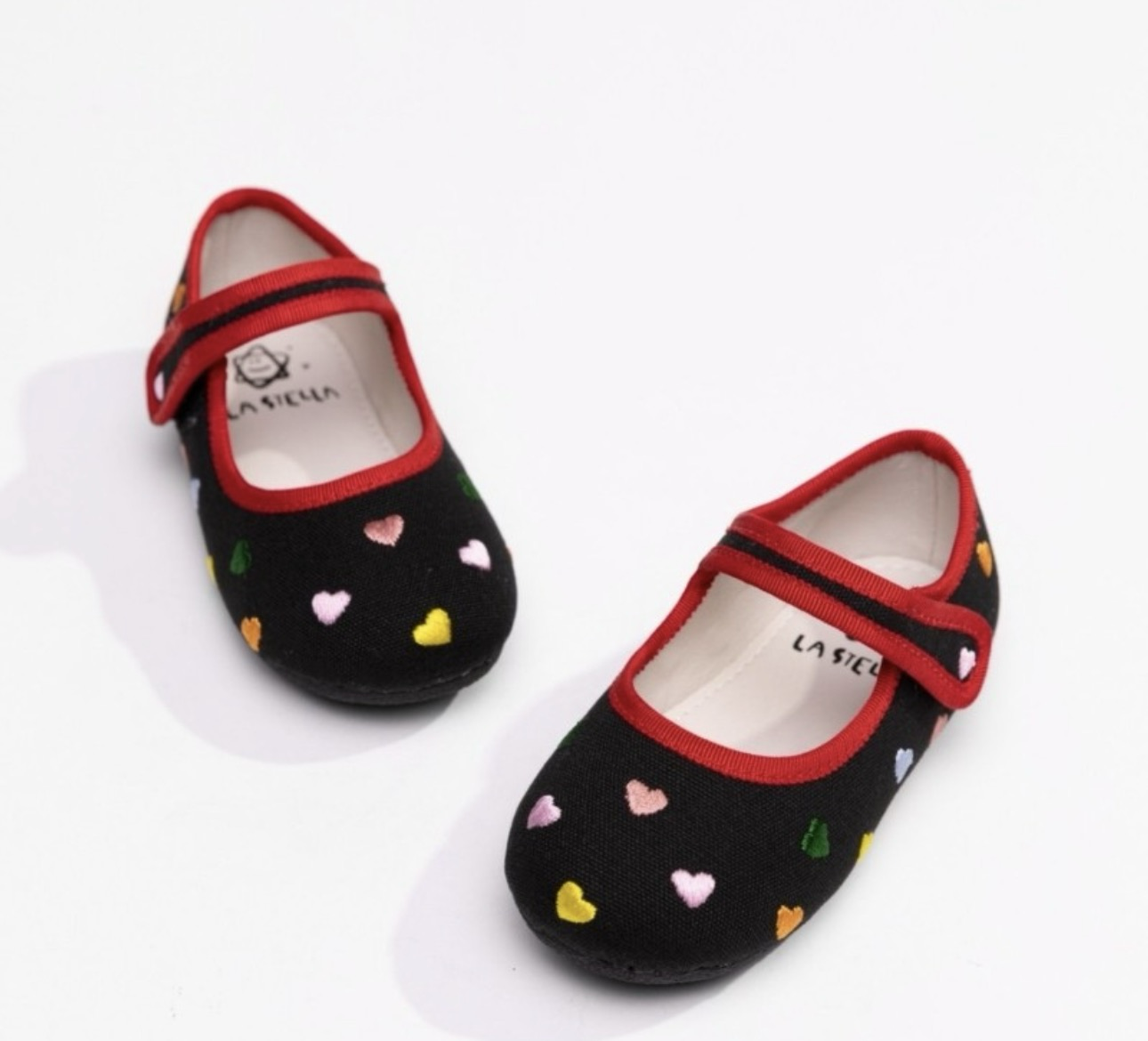 La Stella Heart Embroidery Shoes