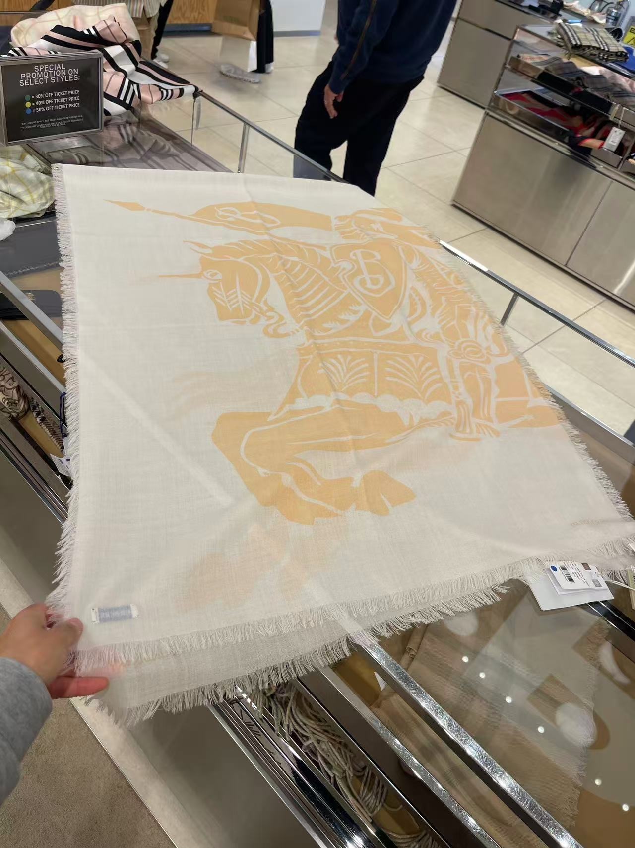 Burberry MU Large EKD Wool Scarf Petal Yellow 200*70