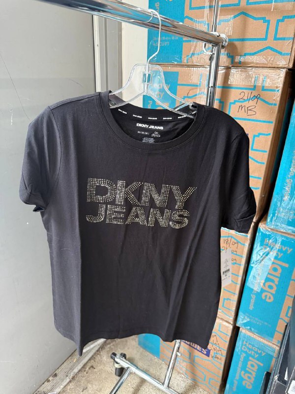 [U] DKNY BLACK/GUNMETAL EMBELLISHED STACKED LOGO TEE, DJ5T1632-BWG (UD254)