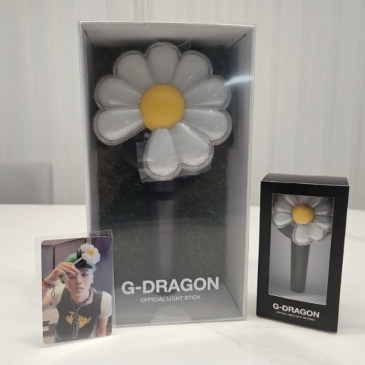 韓國｜G-DRAGON GD權志龍雛菊手燈 OFFICIAL LIGHT STICK