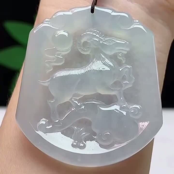 911336 翡翠冰種羊牌
