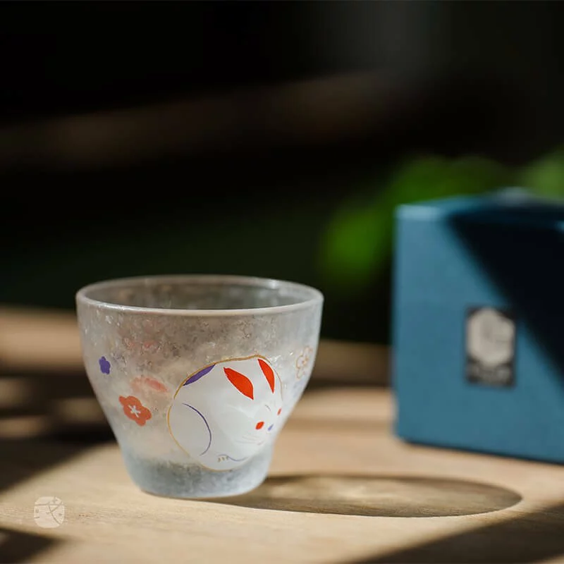 緣起物圖案清酒杯搭配中秋月光