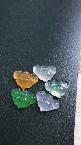 911339 翡翠如意一手