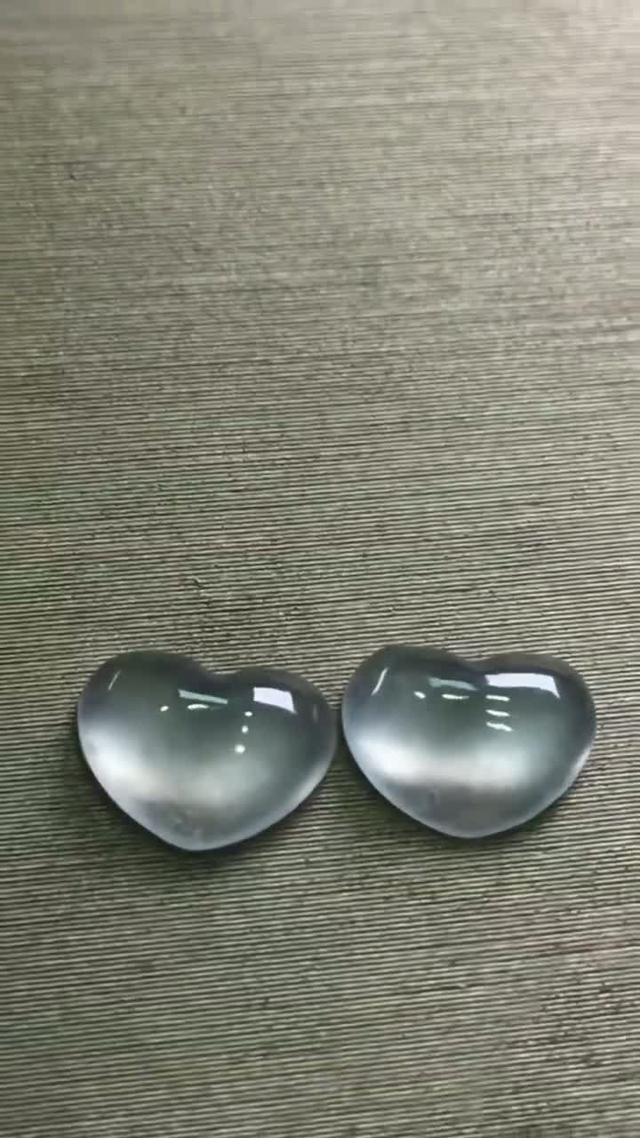 911340 翡翠桃心蛋面