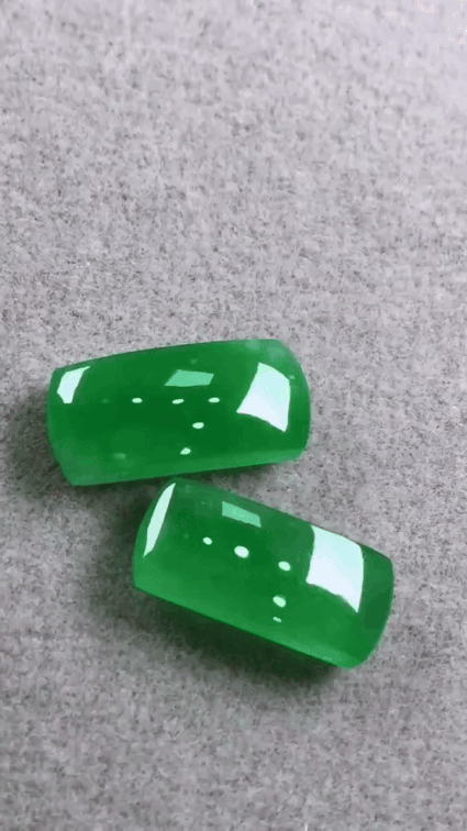 911343 翡翠馬鞍蛋面一對