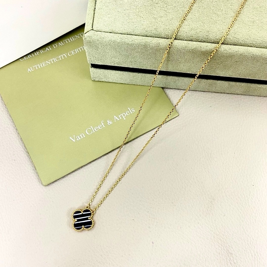 18k”限定脈紋黑瑪瑙五花中號四葉草項鍊