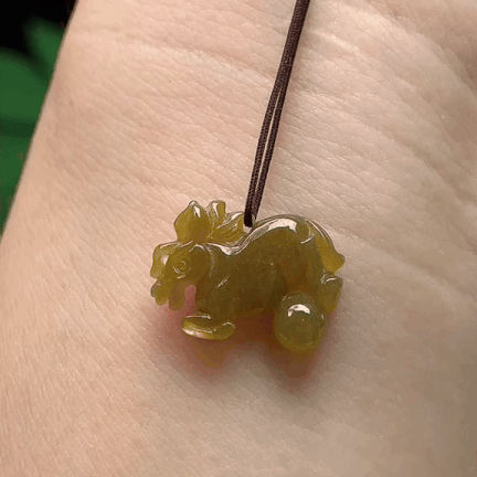 911348 翡翠黃翡生肖馬