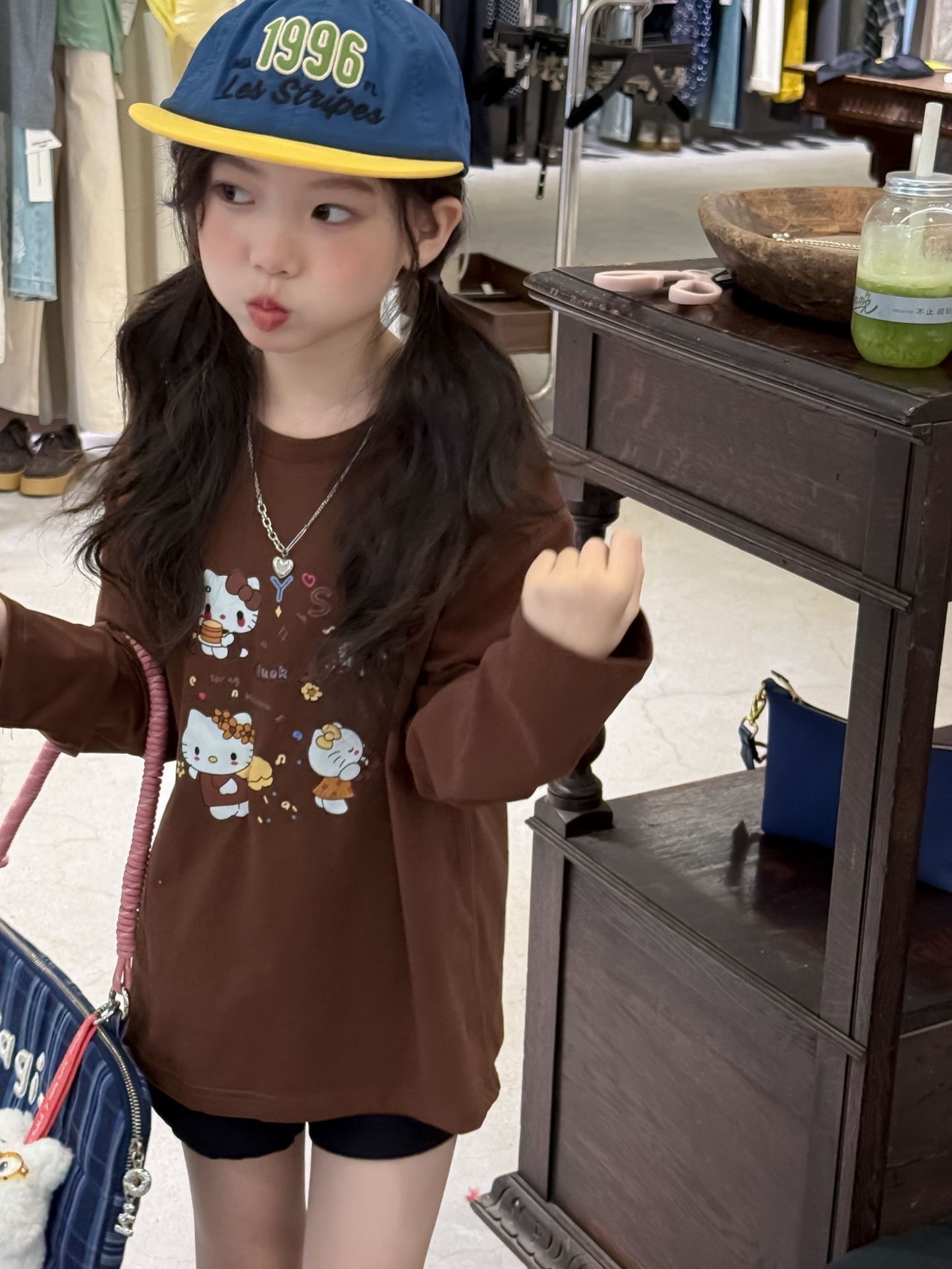 棕色貓咪寬鬆薄長袖上衣