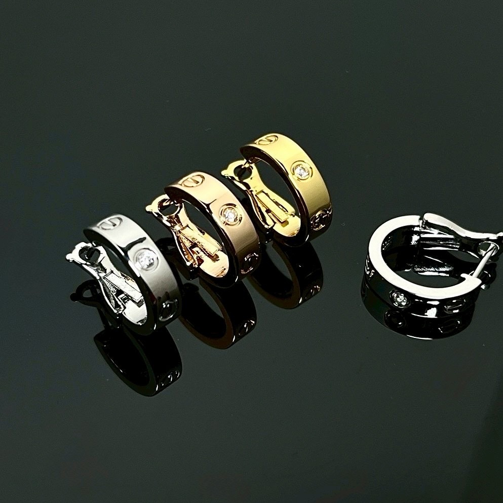 18k”經典半鑽/光面love鑽釘’高奢定製耳扣釘