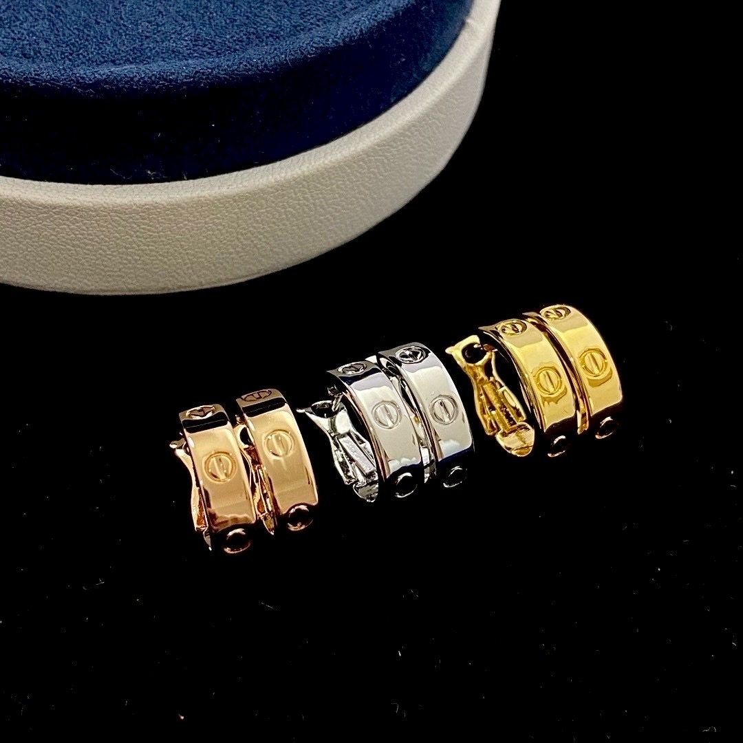 18k”經典半鑽/光面love鑽釘’高奢定製耳扣釘