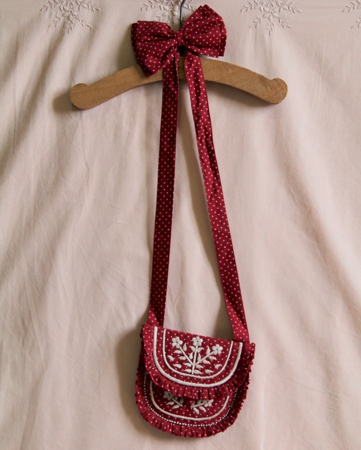 BONJOUR DIARY 可愛點點捲邊包(含髮夾)Set embroidered bag & hair clip red wine dot print