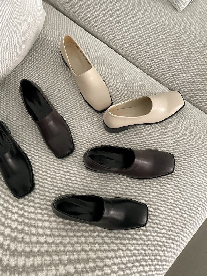 #228N546 趕上了優雅 ༘⋆修飾方頭方跟皮鞋