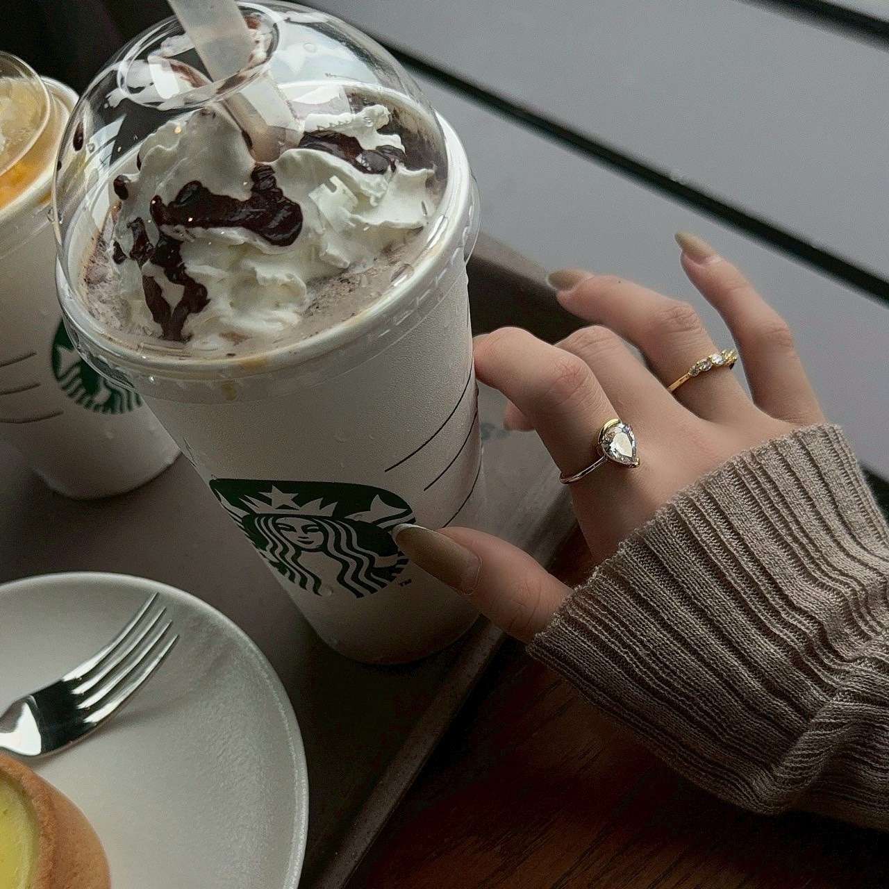 Gy’exquisite時髦精”水滴/方型大鑽金戒系列