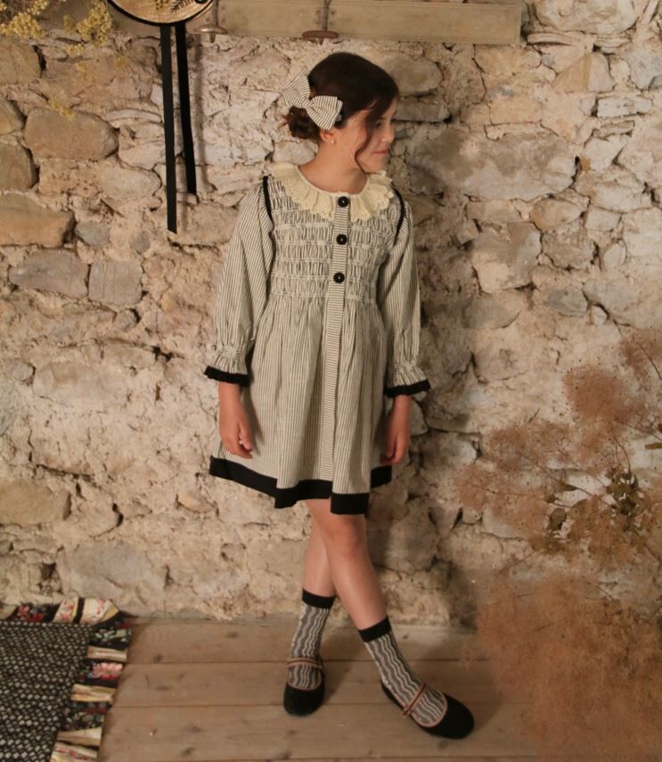 BONJOUR DIARY 條紋蕾絲領印花洋(含髮夾) Tunique with hair clip black stripe