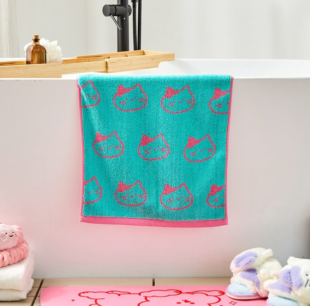 [S] BUTTER FB1223009 ALL DAY MILK CAT FACE TOWEL,MINT, 568486800194 (Final Sales) (SBR41)
