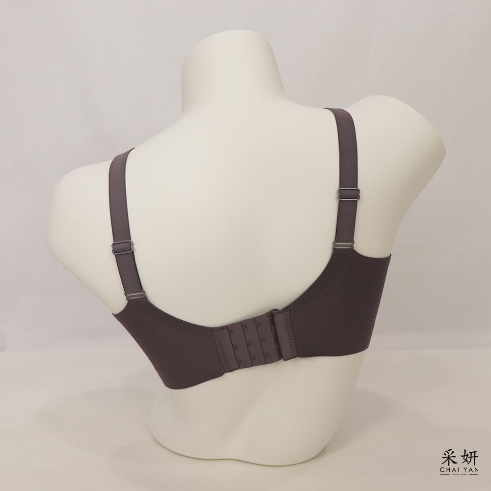 同色透氣網布三排釦無鋼圈內衣