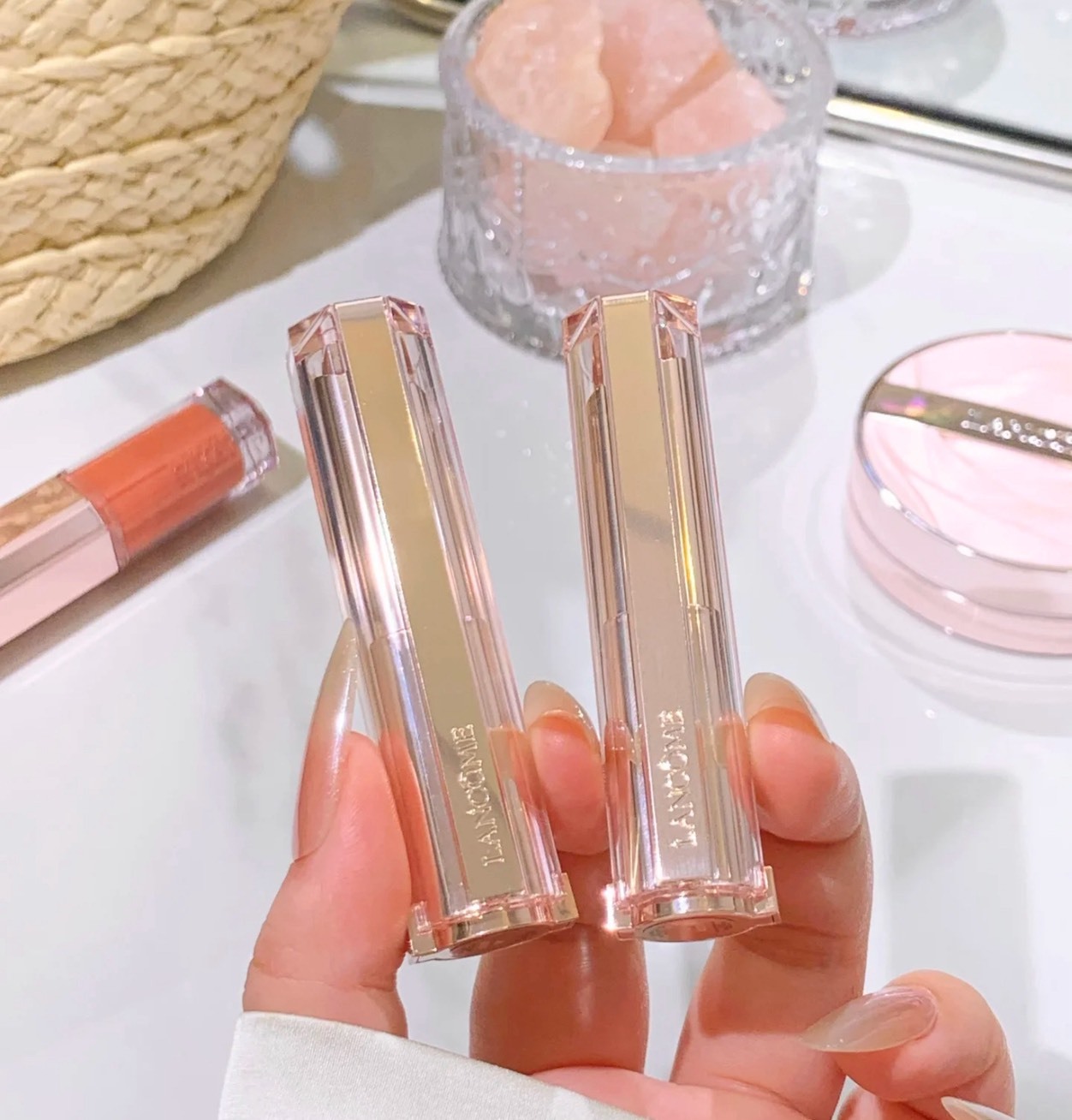 📦預購 Lancome蘭蔻-唯我玫瑰裸光潤唇膏