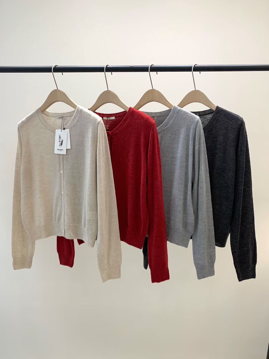 KN5011 必備小圓領線料外套