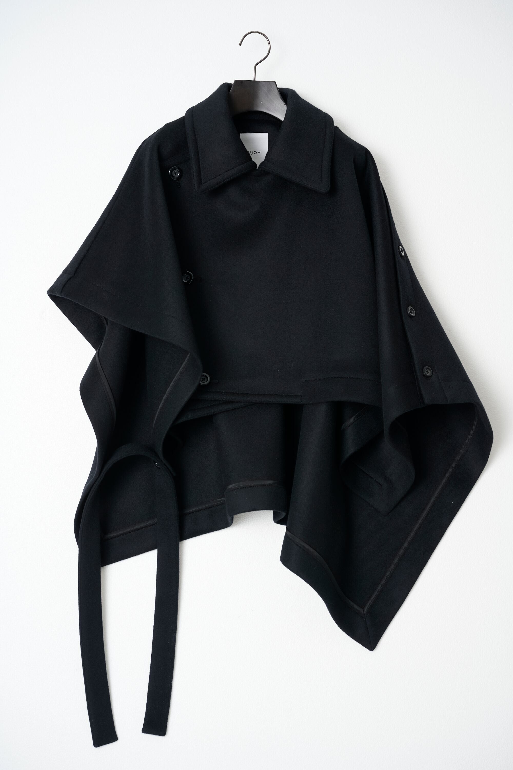 新品タグ付UJOH Asymmetry Cape UJOH - Asymmetry Cape / Black
