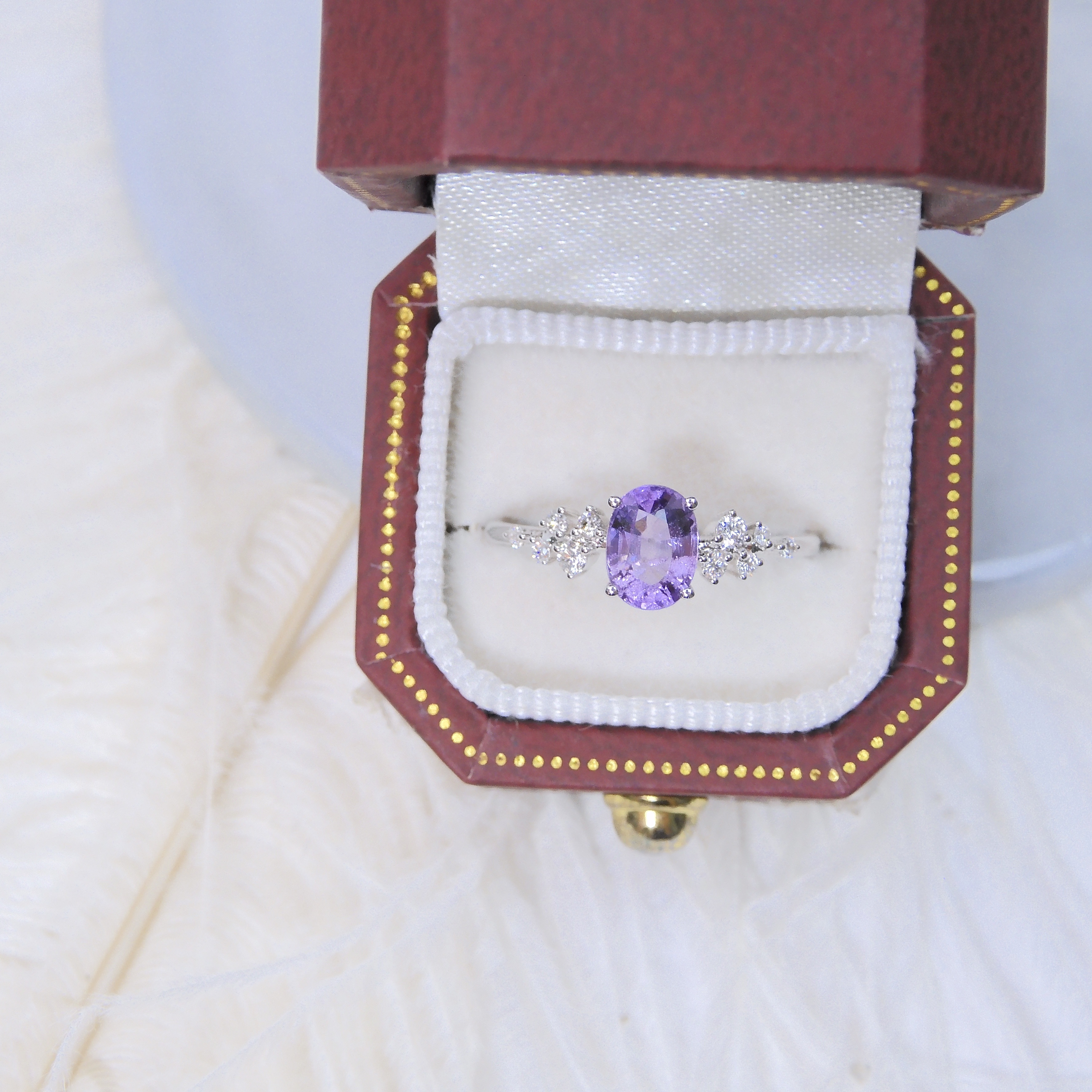 18K金 0.89ct 紫色藍寶石戒指 (配證書)