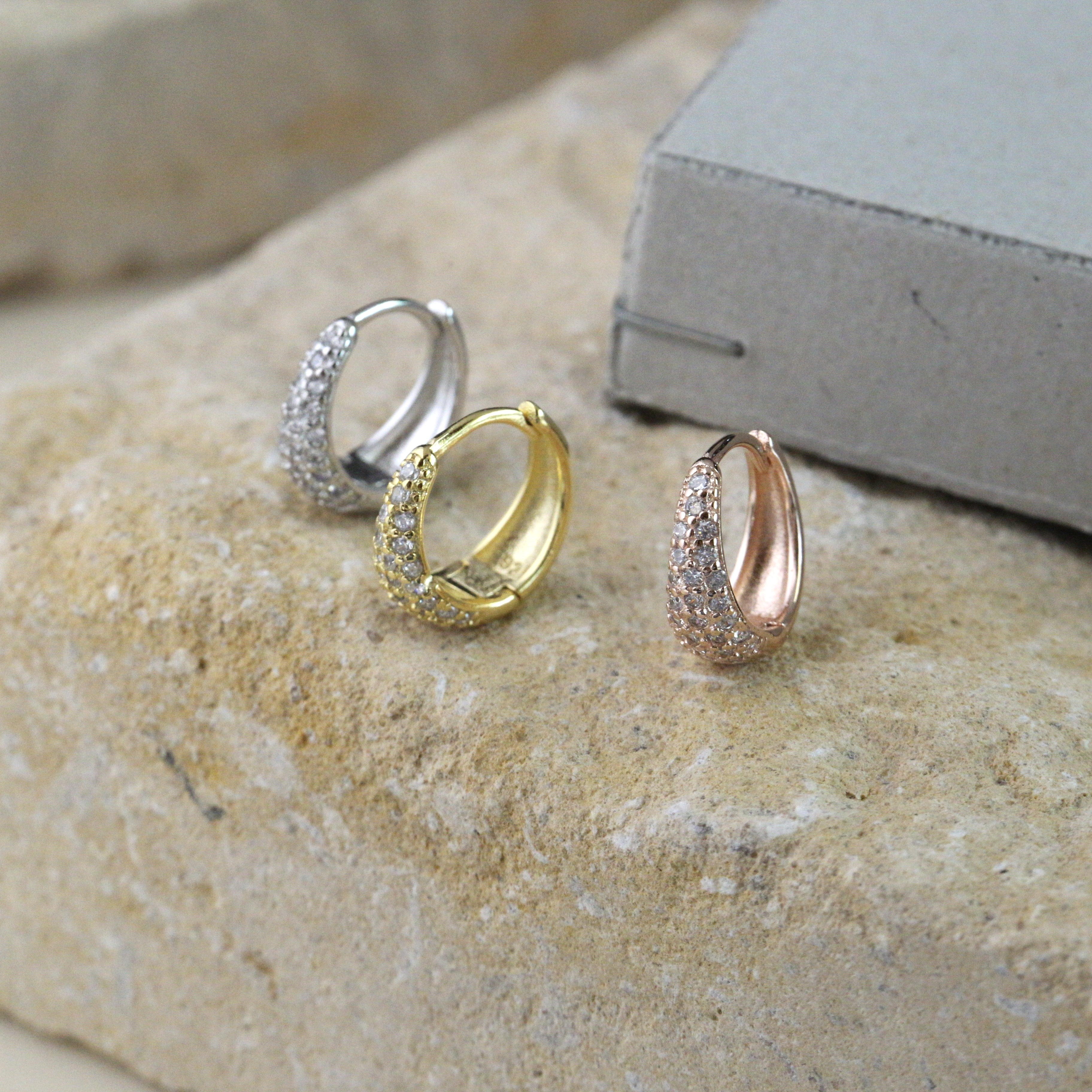 Sve26  (13mm(M)鋯石圈耳環）