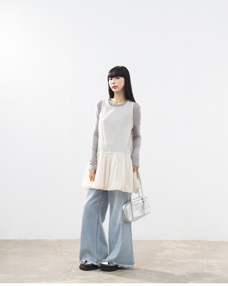 Straight-leg jeans with shimmering hems S/M/L【04011845】in stock+pre-order