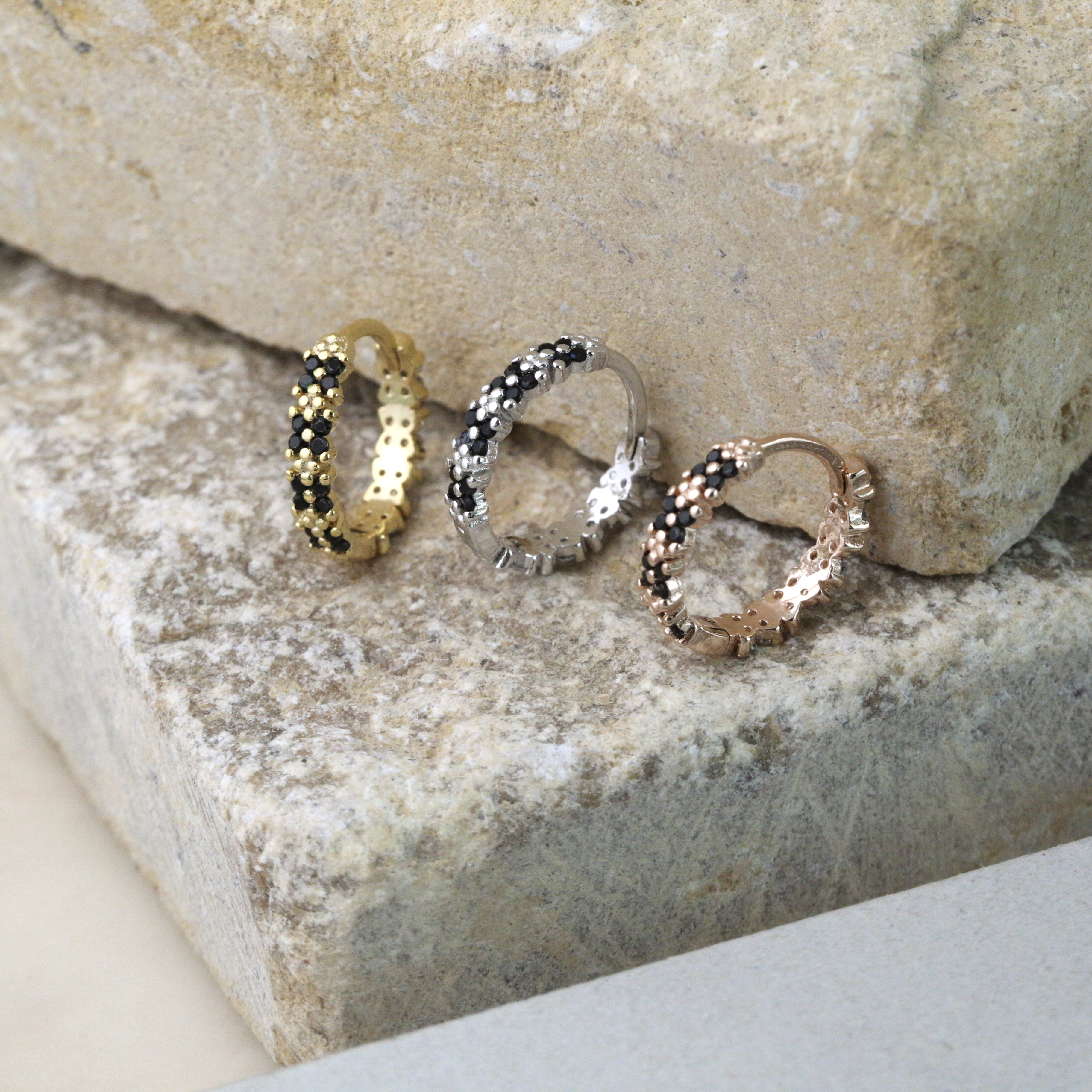 Sve23 (16mm黑拼白、紫拼白、粉拼白鋯石圈耳環)