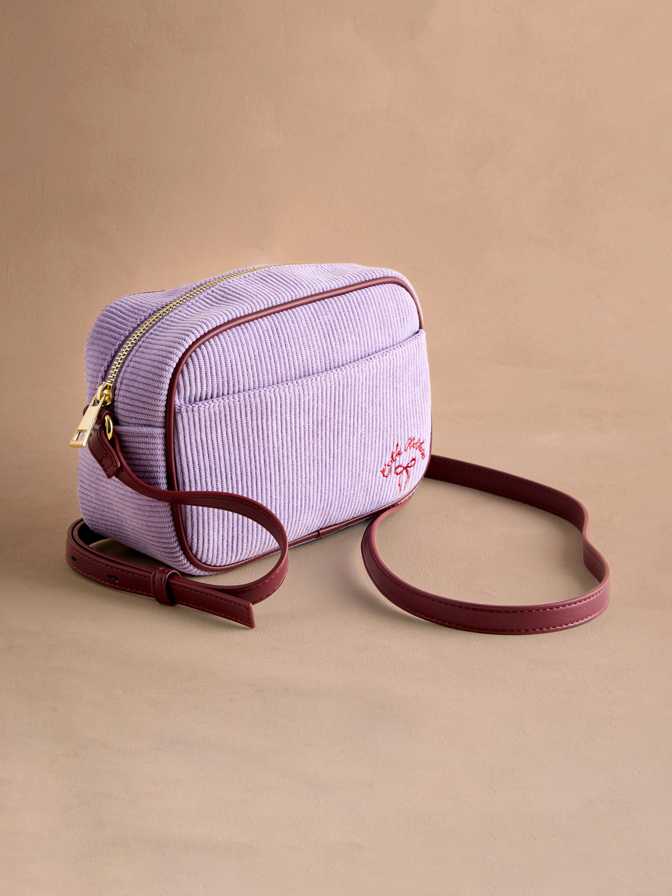 Plain Pink 燈心絨斜背相機包