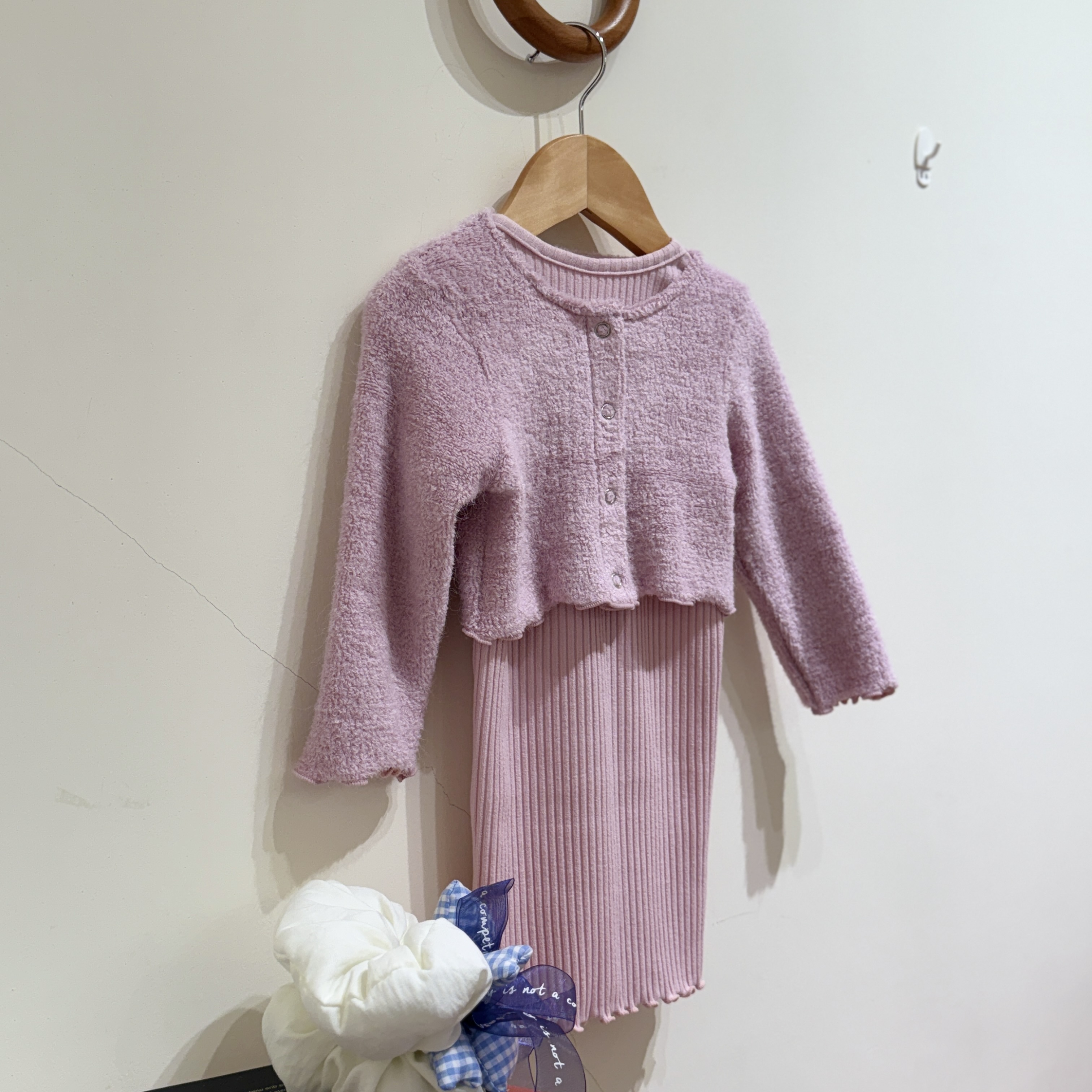 韓國 Merry Go Round- 25秋 兩件式柔感套裝