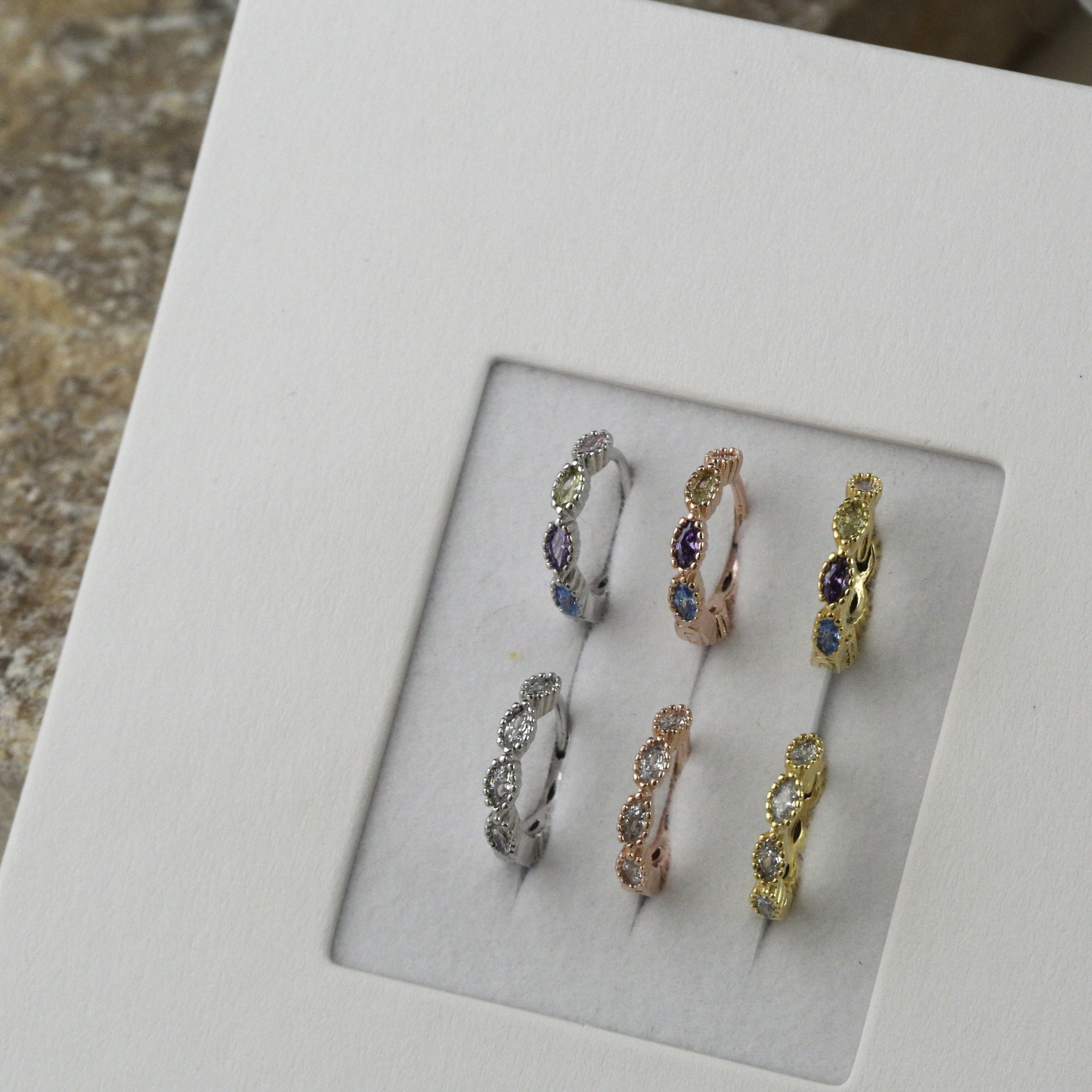 Sve20 (12mm(S)彩色鋯石圈耳環)