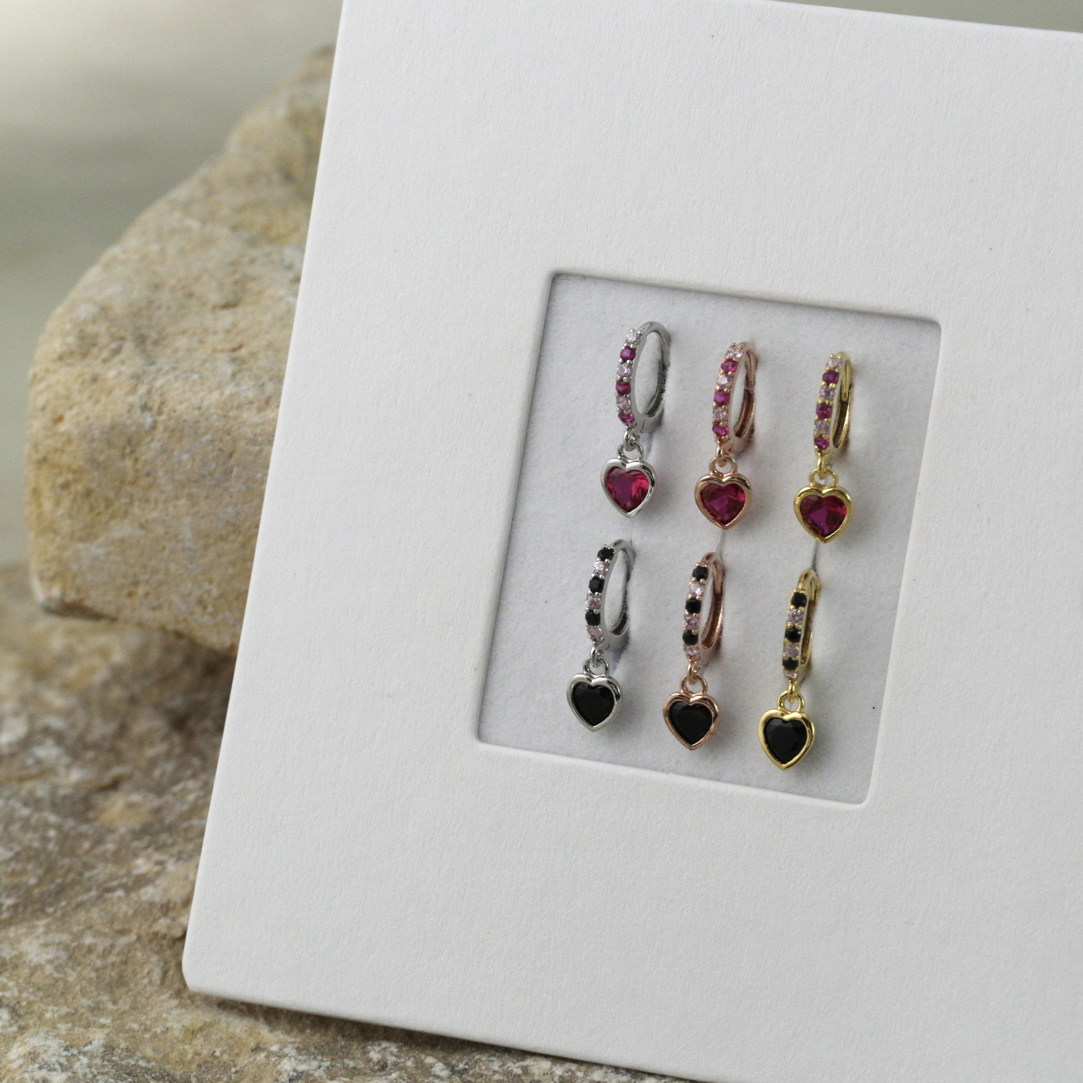 Sve31 (紅拼粉紅、黑拼粉紅愛心圈耳環）