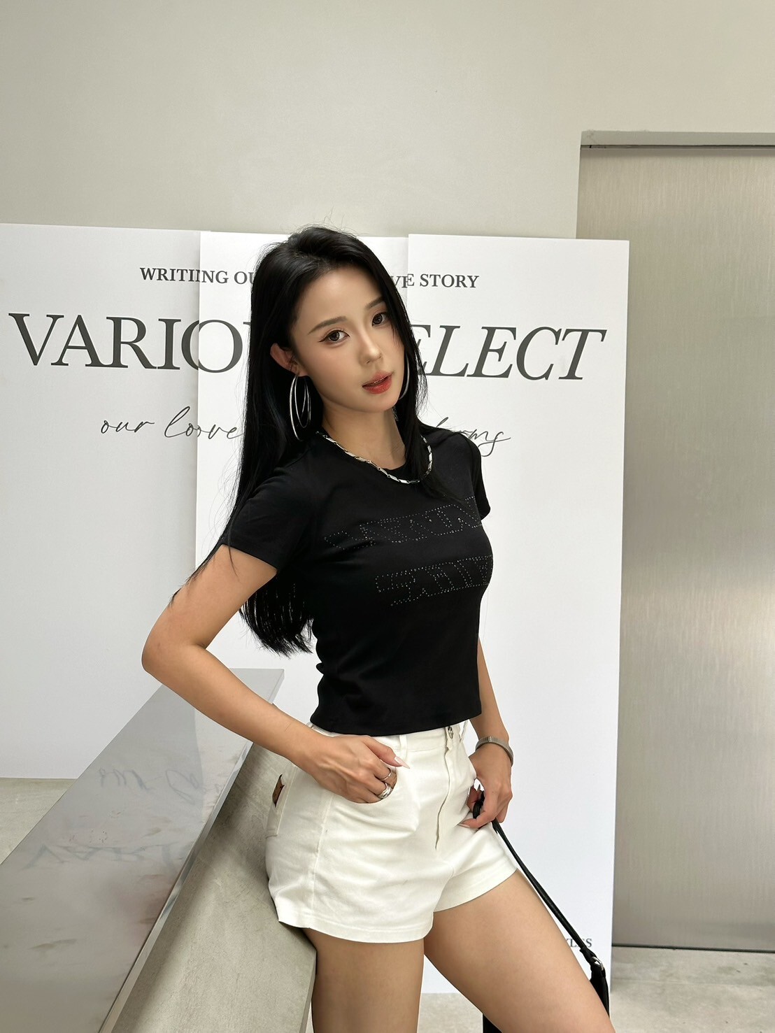 星耀映黑’Glitter—燙鑽上衣(女款修身版)