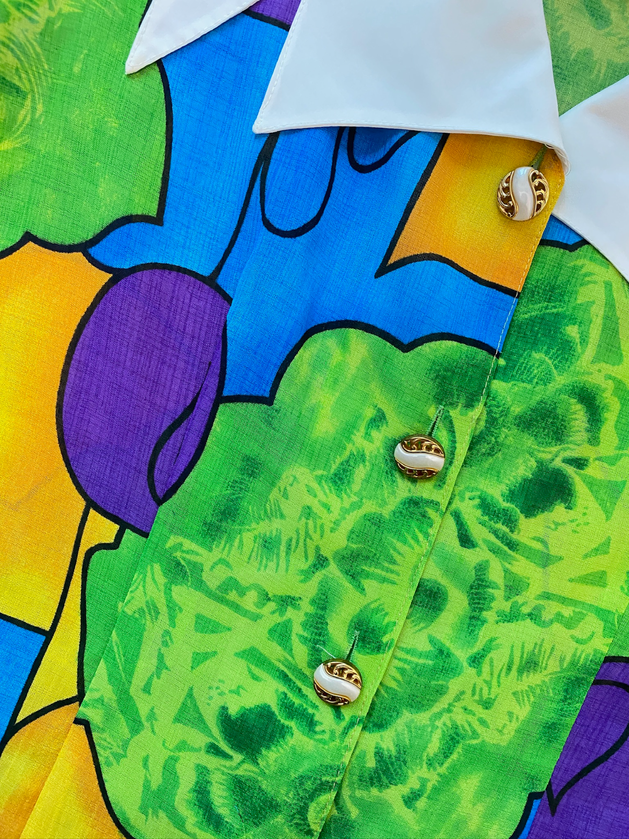 鮮艷色塊大領背心上衣