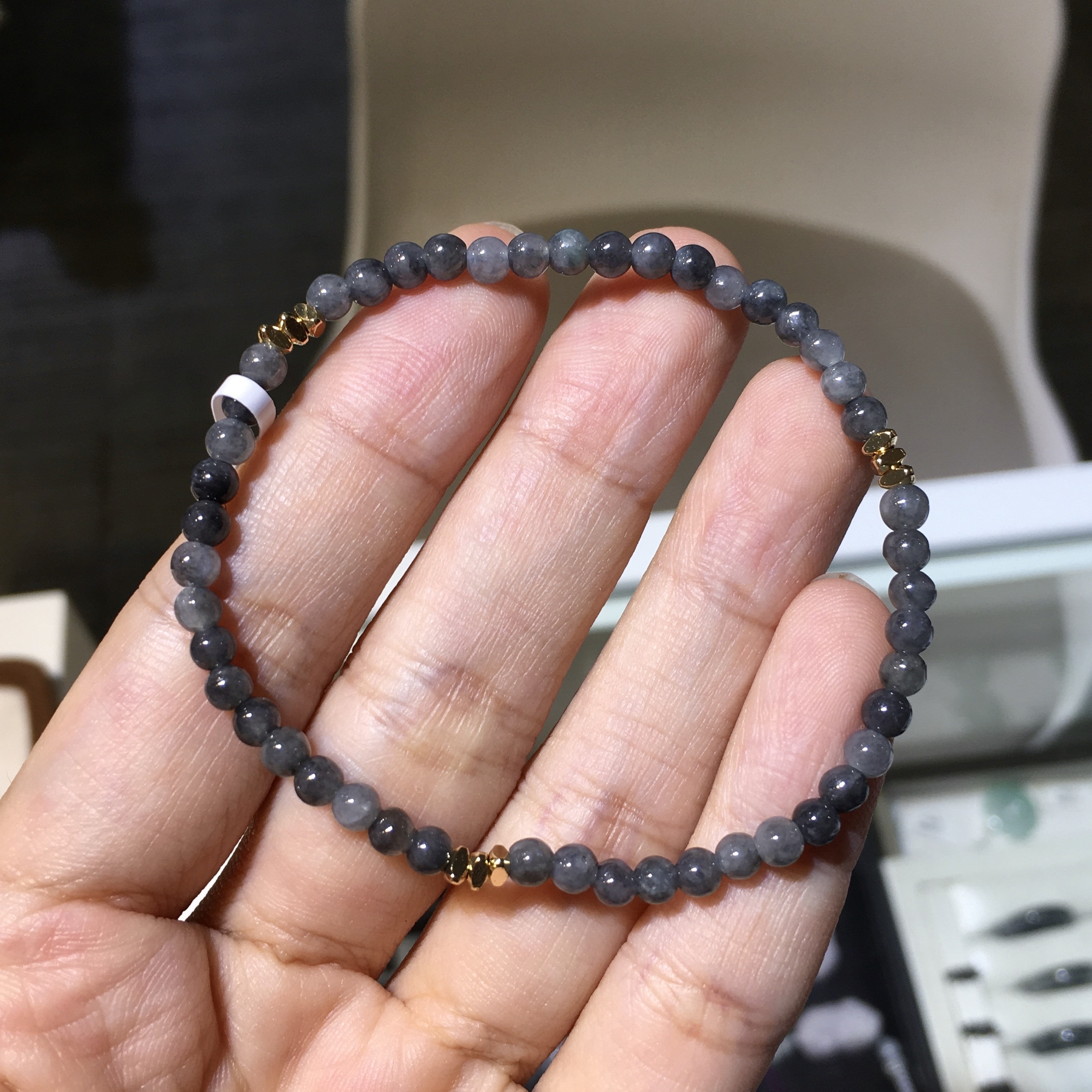 黑翡翠手串 3.9mm (021)