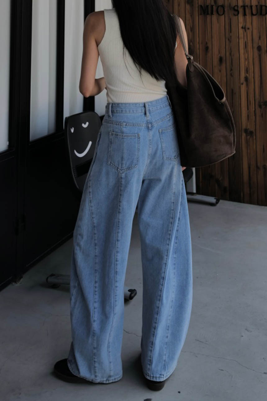 雙車中線落地個性牛仔褲