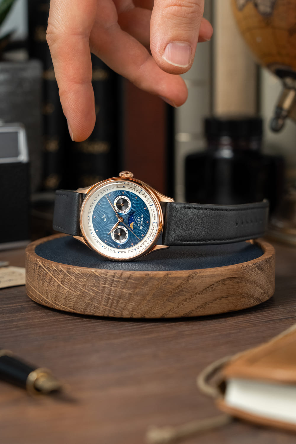 1968 Moonphase - Rose Gold/Dark Blue