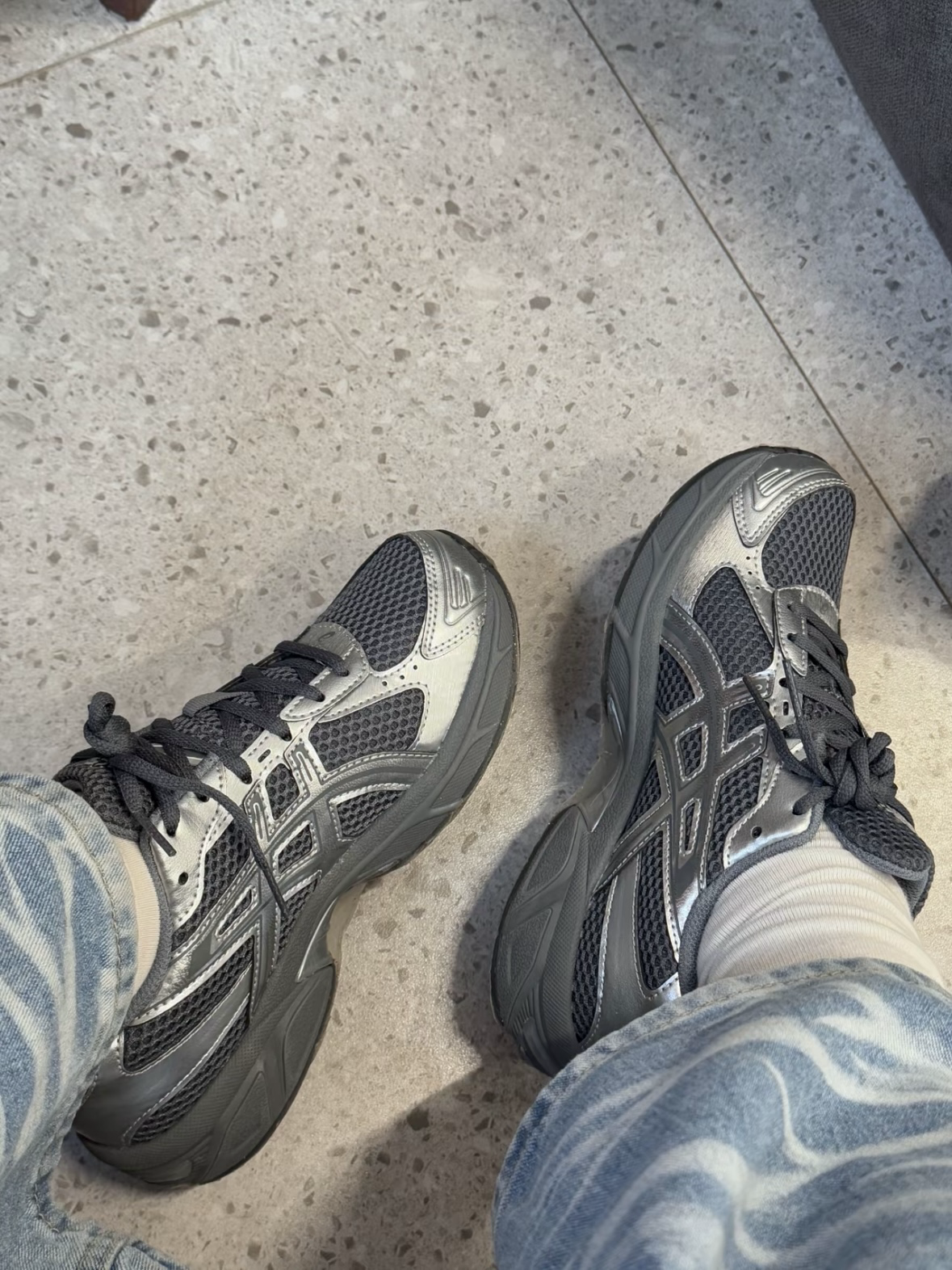 ASICS Gel-1130 銀灰 復古風 科技銀 男女同款 1201A934-020